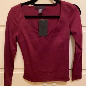 La Femme en Noir Oxblood Marilyn top NWT L
